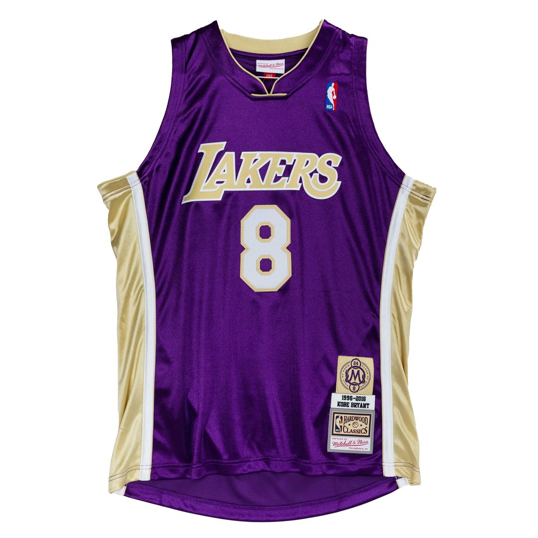 Los Angeles Lakers Kobe Bryant Mitchell & Ness Hall of Fame Class of 2020 #8 Authentic Jersey - Gold