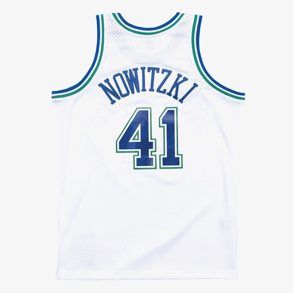 Dallas Mavericks Dirk Nowitzki Mitchell & Ness 1998 - 99 Hardwood Classics Swingman Jersey - White